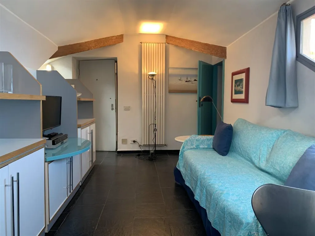 Chambres - Studio Apartment with Sea View in Noli