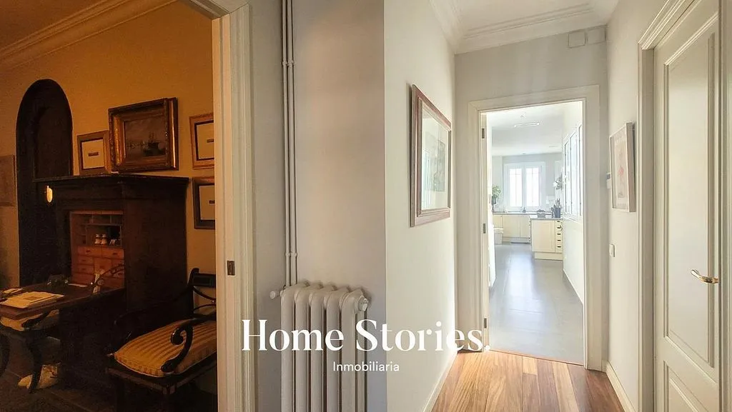 Esik - Furnished Flat with Balcony in Valencia