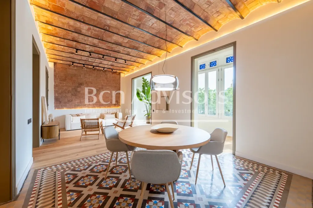 Söögituba - Refurbished Apartment with Original Features in Eixample
