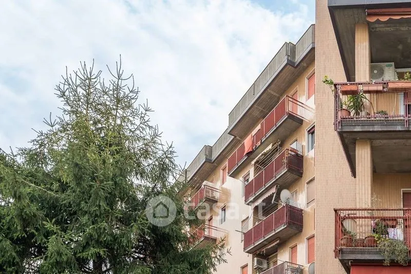 Extérieur - Apartment with Balcony and Garage in Voghera