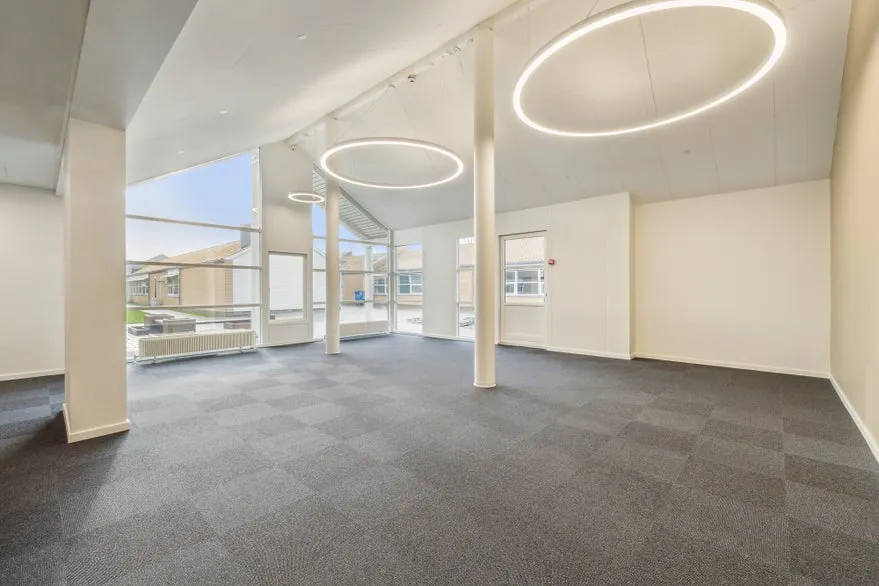 Studio - Modern Office with Parking in Lystrup