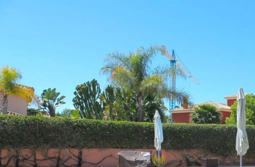 Piscine - Andalusian Villa with Pool in Estepona