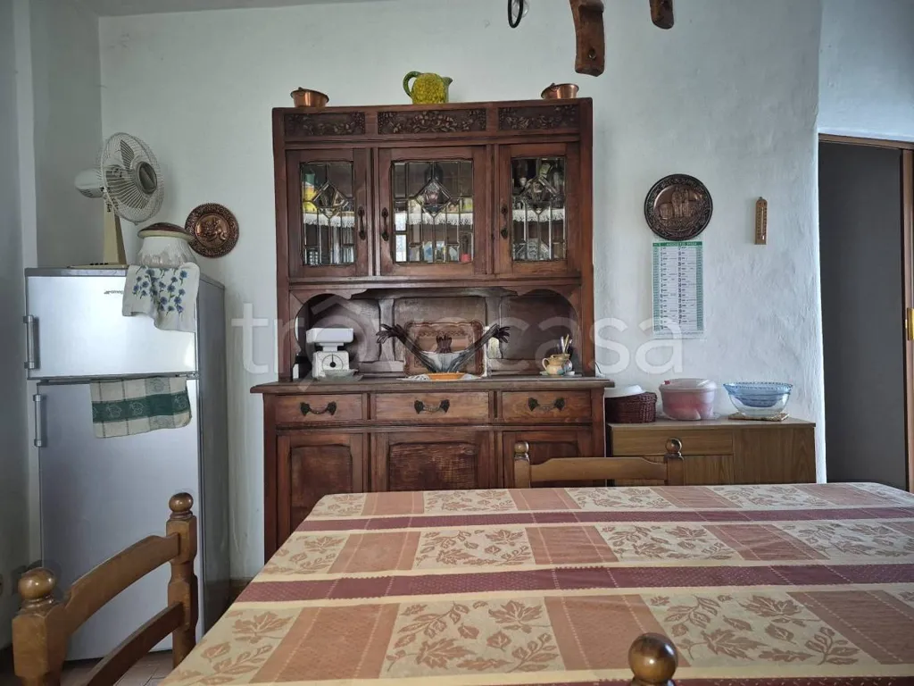 Söögituba - Semi-detached House with Garden in Monastero di Vasco