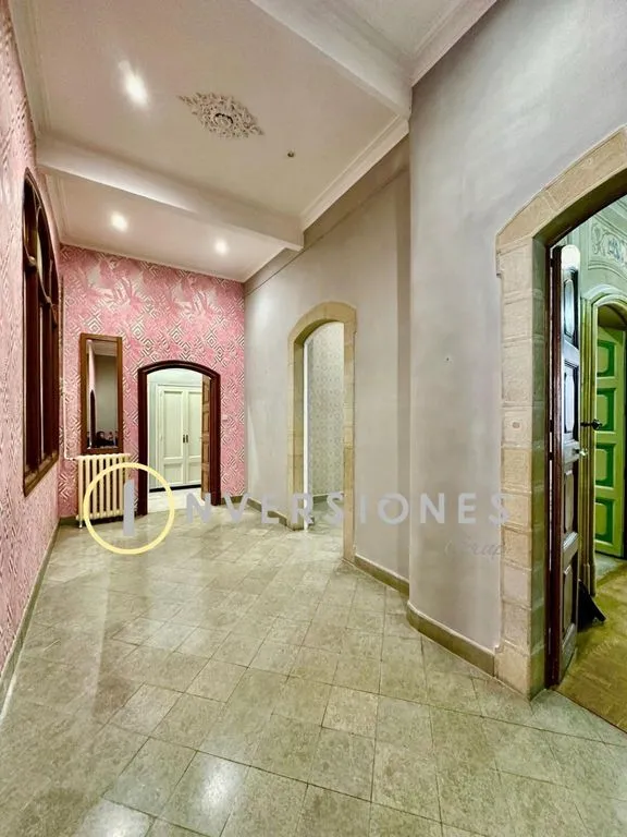 Esik - Luxury Flat with Cultural Heritage in Manresa