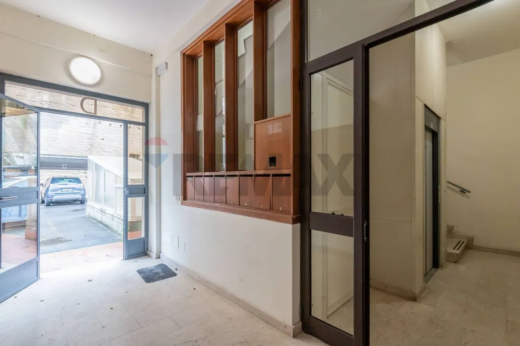 Hallway - Duplex Apartment with Terrace in Lentini