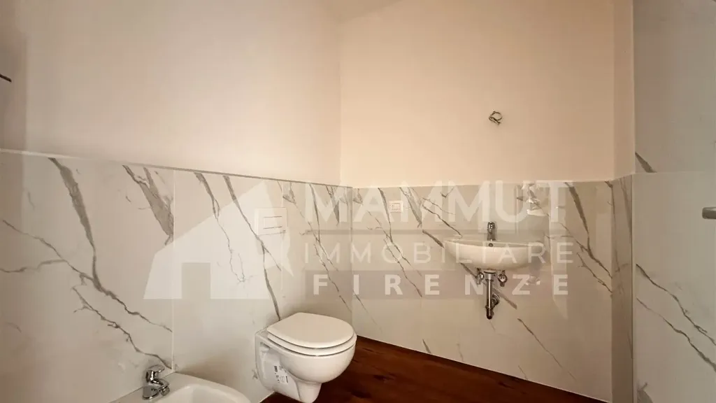 Salles de bain - Apartment with Terrace in Central Florence
