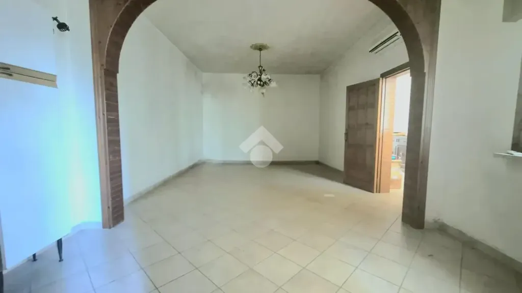 hallway_entrance
