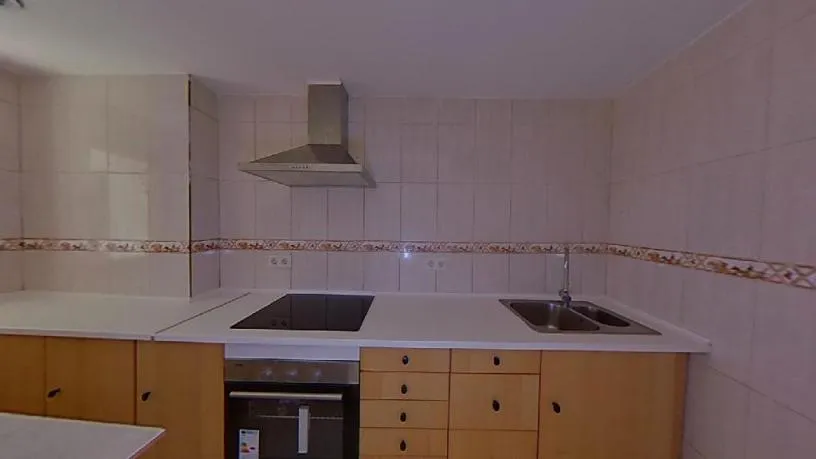 Cuisine - Apartment with Garden Access in Manresa
