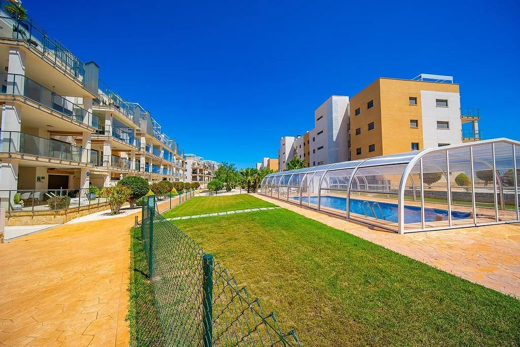Bassein - Penthouse with Pool in Campos de Golf