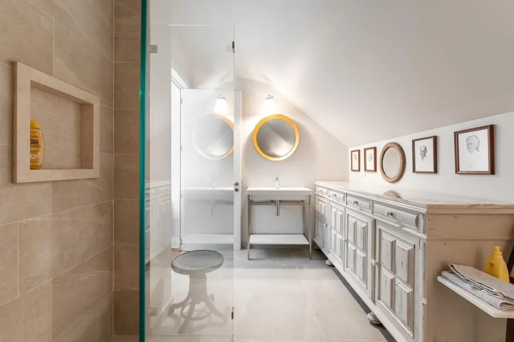 Vannitoad - Luxury Duplex Flat with Pool in Lisbon