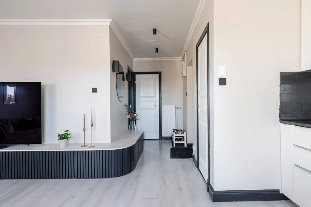 Elutuba - Modern Two-Bedroom Flat with Balcony in Västmanland