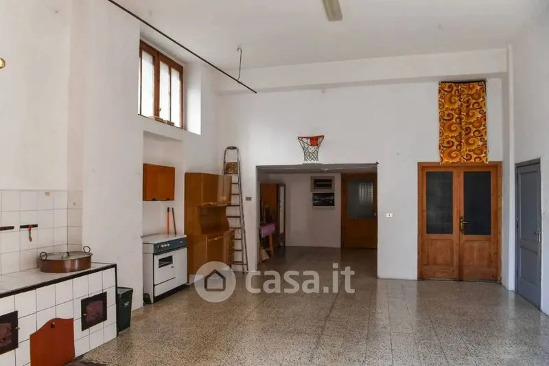 Cuisine - Terraced House with Multiple Apartments in Calitri