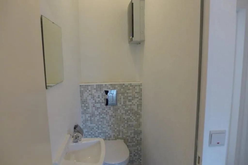 Bagni - Fully Renovated 3-Bed Apartment in Kontich