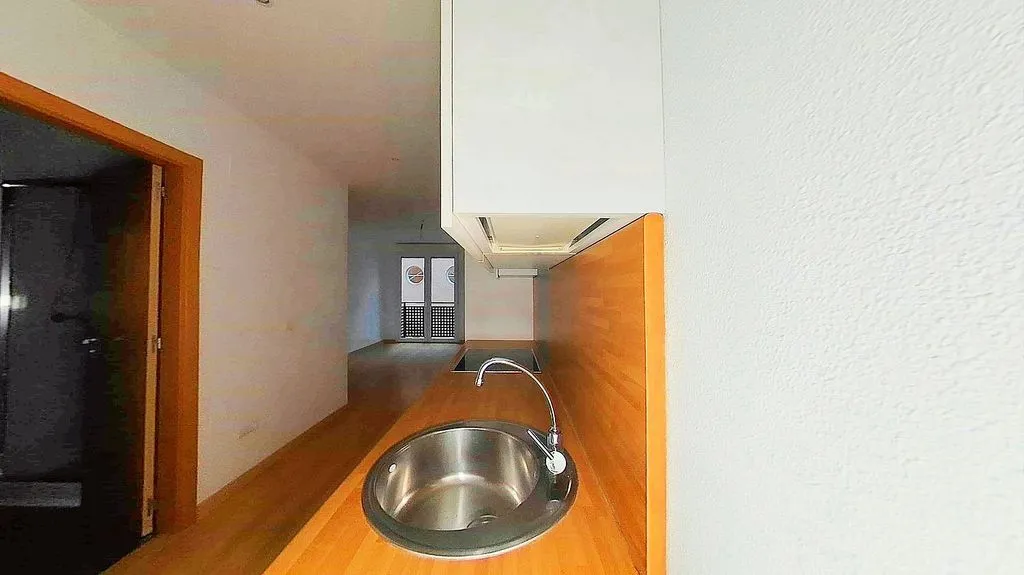 Cuisine - Studio with Balcony in Valdeacederas