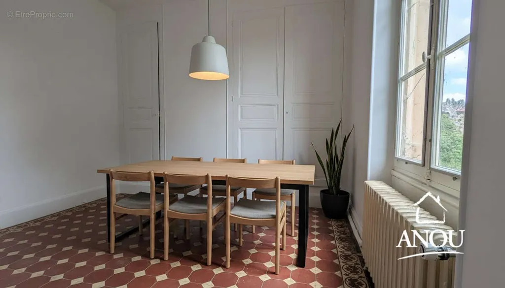 Salle à manger - Propriété de Charme sur 2 Hectares à Yèvres