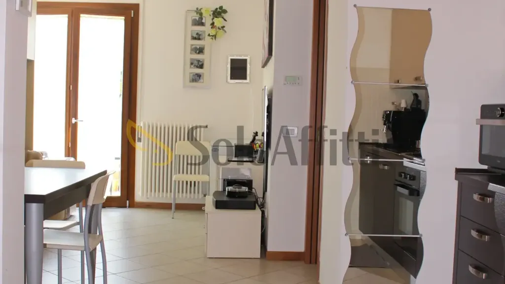Salle à manger - Modern Studio with Balcony in Forlimpopoli