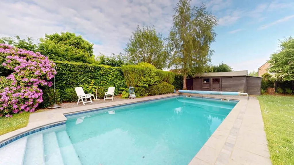 Pool - Renovated Villa with Pool near Lasne Centre