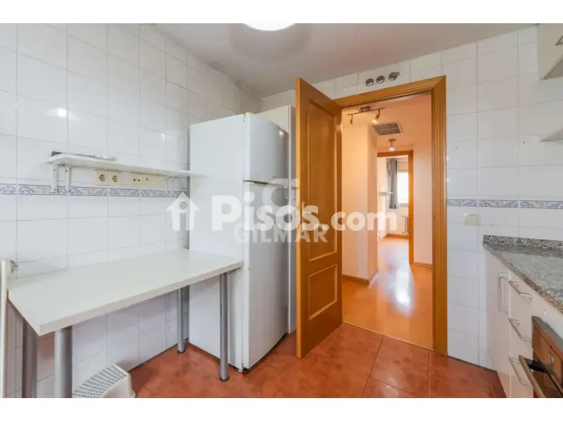 Cuisine - Apartment with Pool in Sanchinarro, Madrid