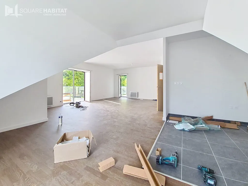 Elutuba - 3-Bed Apartment with Terrace in Le Palais
