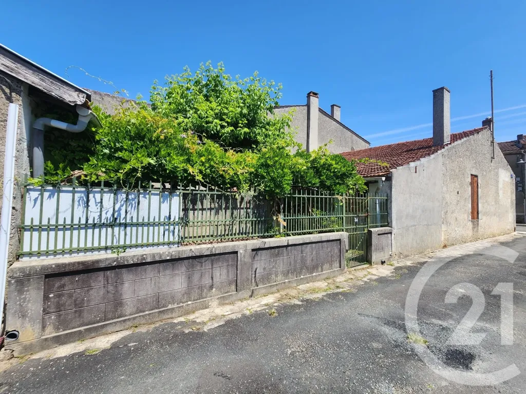 Välivaade - 4-Piece House with Garden in Lesparre-Médoc Centre