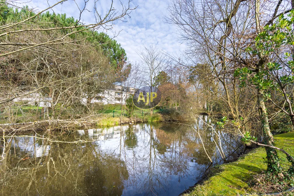 Aed - 3-Bed Flat with Garden in Mérignac