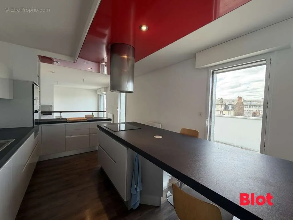 Cuisine - Appartement 4 Pièces avec Terrasse au Mail à Rennes