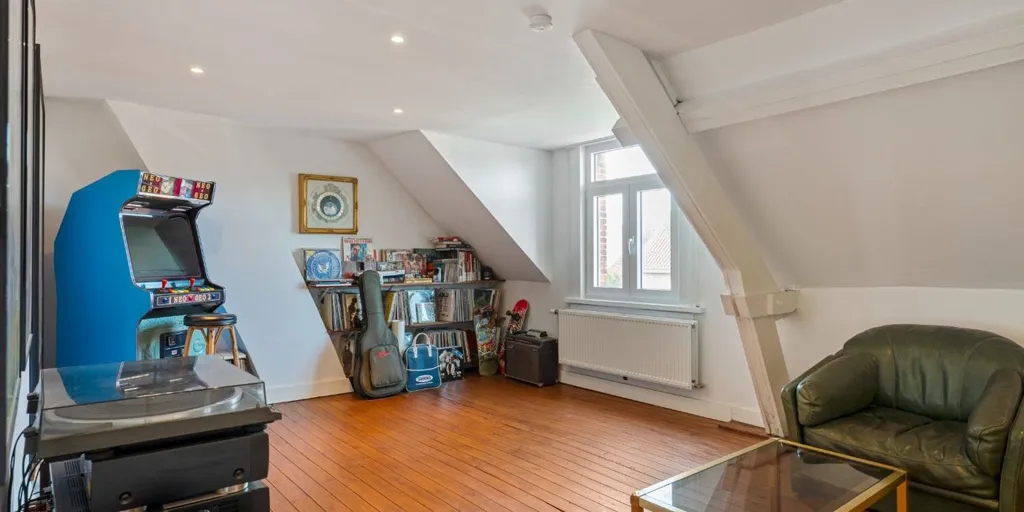 Pièces - Maison Rénovée avec Jardin à Ekeren