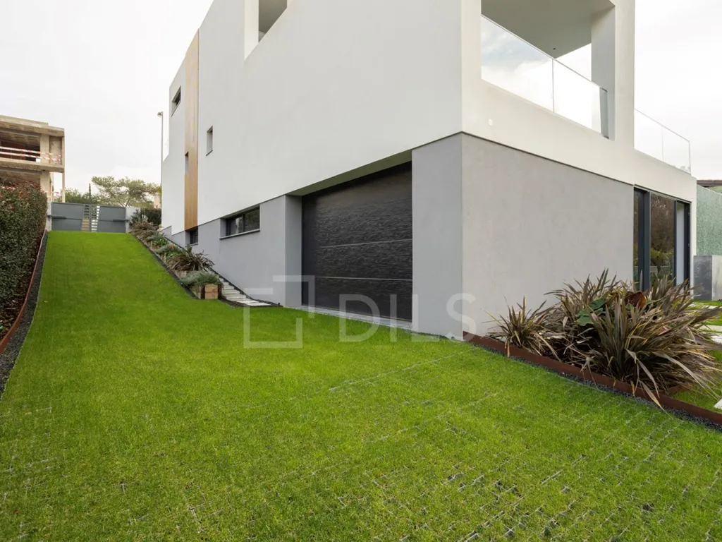 Välivaade - T5+3 House with Pool in Cascais