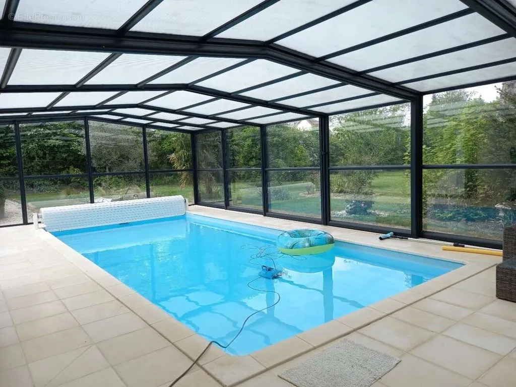Maison 8 pièces à Rots