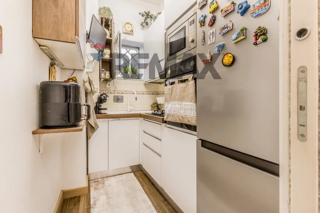 Cuisine - Ristrutturato Triplex with Terrace in Roma