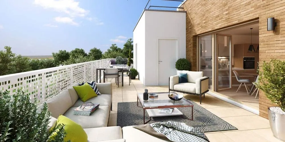 Terrass - 3-Bedroom Apartment with Balcony in Torcy