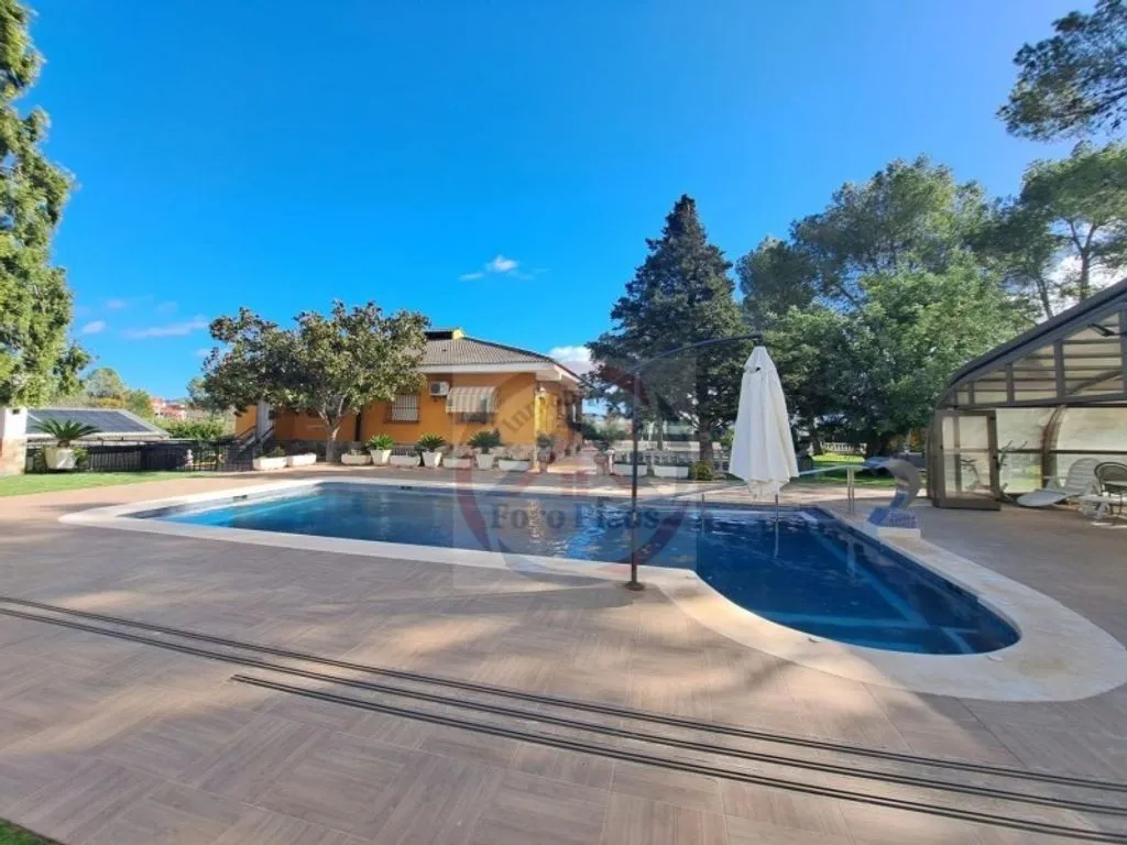 Bassein - Luxury Villa with Pool in Bellús, Valencia