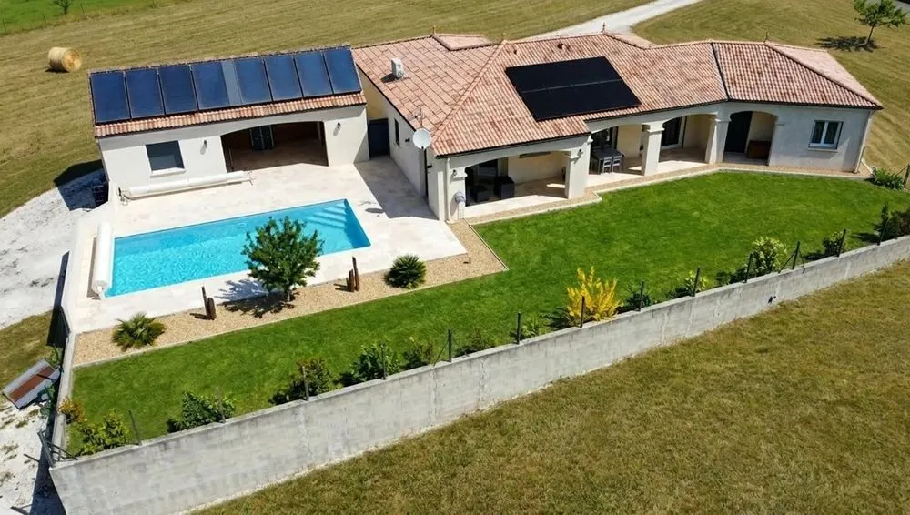 Vista aerea - Modern House with Pool in Montaigu-de-Quercy