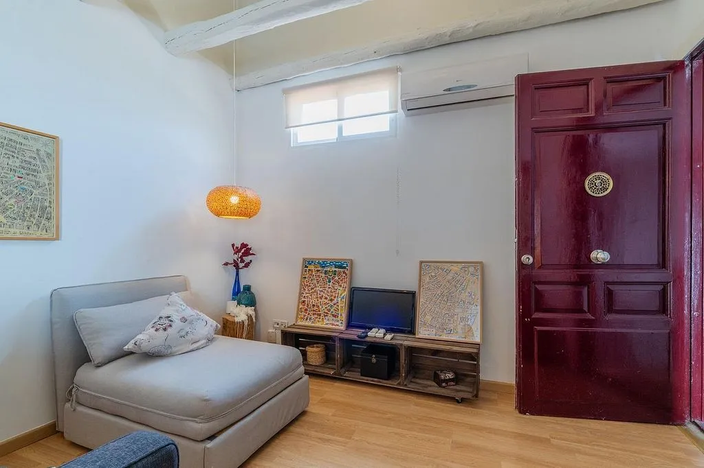 Soggiorno - Charming Loft with Patio View in Malasaña