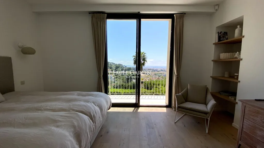 Chambres - Maison Contemporaine avec Vue Mer à Cannes