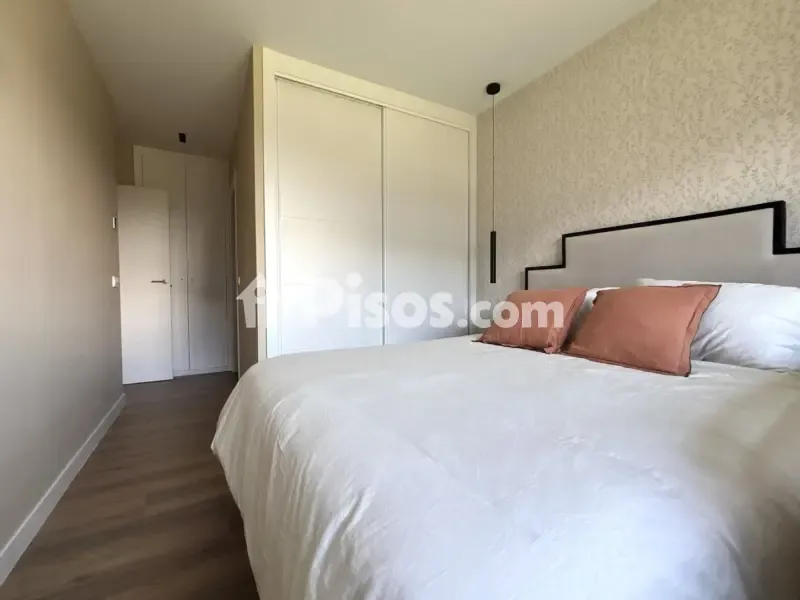 Chambres - Ground Floor Flat with Private Garden in Fuenlabrada