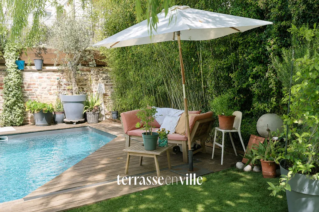 Piscine - Maison avec Piscine et Jardin à Bois Luzy