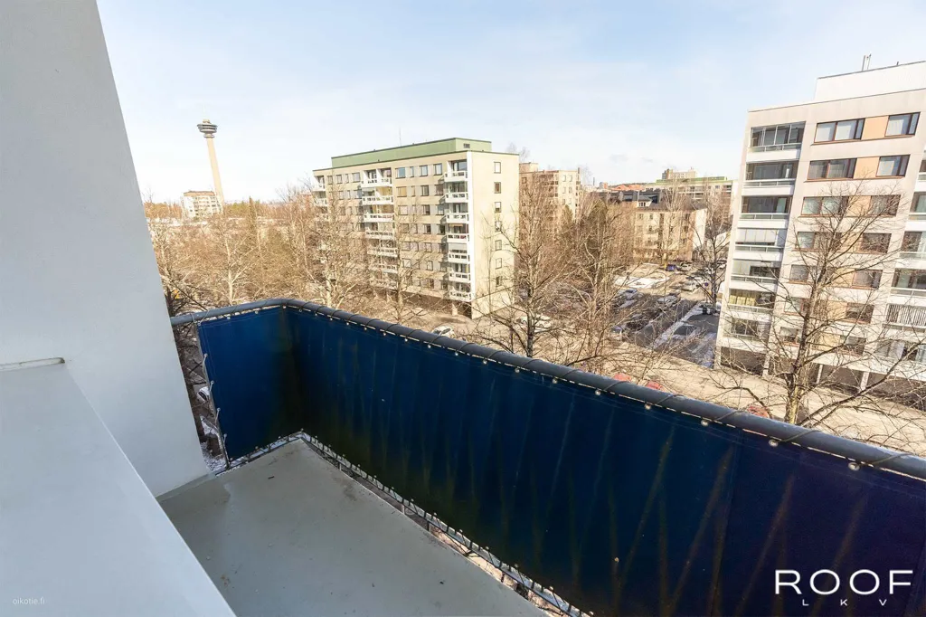 Rõdu - Renovated Apartment with Balcony in Amuri
