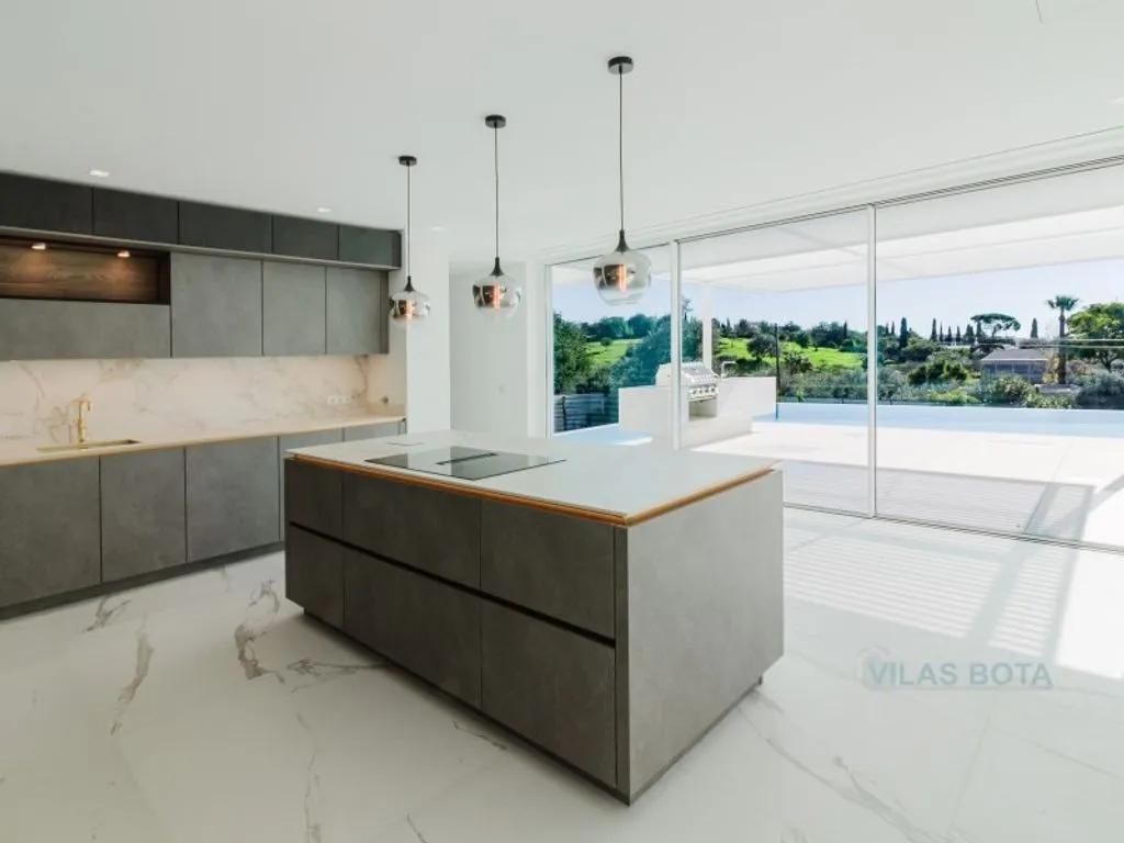 Cuisine - Luxury Villa with Pool near Almancil