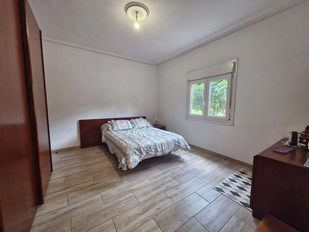 Bedrooms - Chalet with Garden in Corrales de Buelna