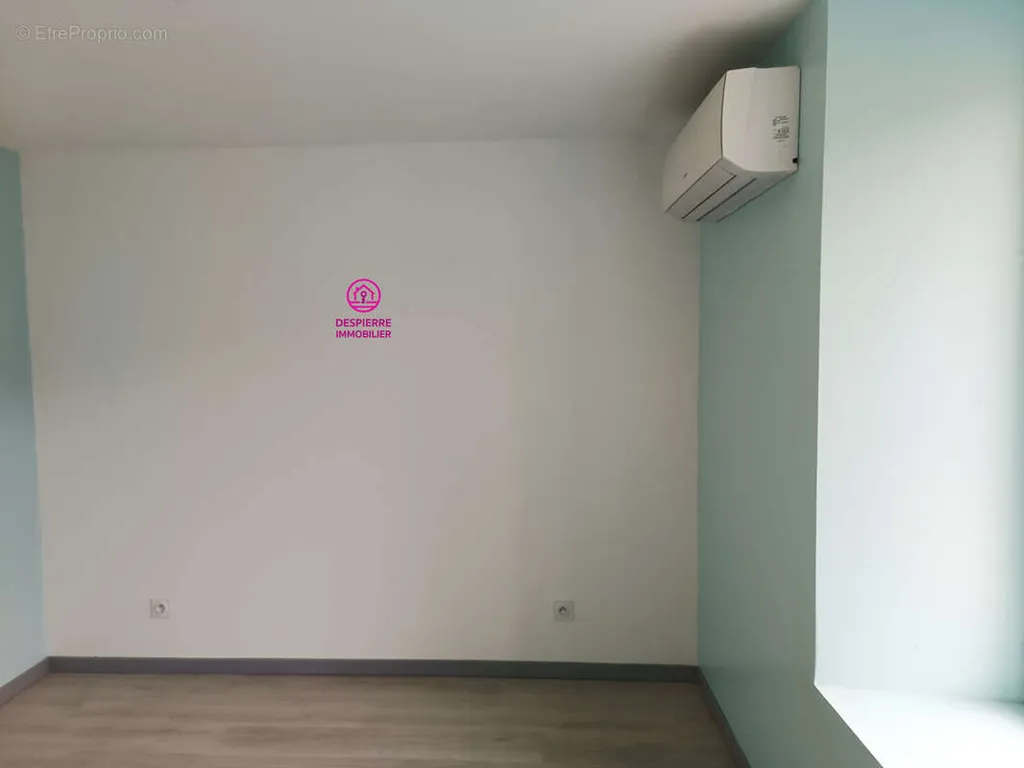 Toad - Renovated Flat with Amenity Space in Jarcieu