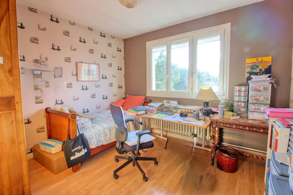Bureau - Maison Familiale avec Terrasse à Antony