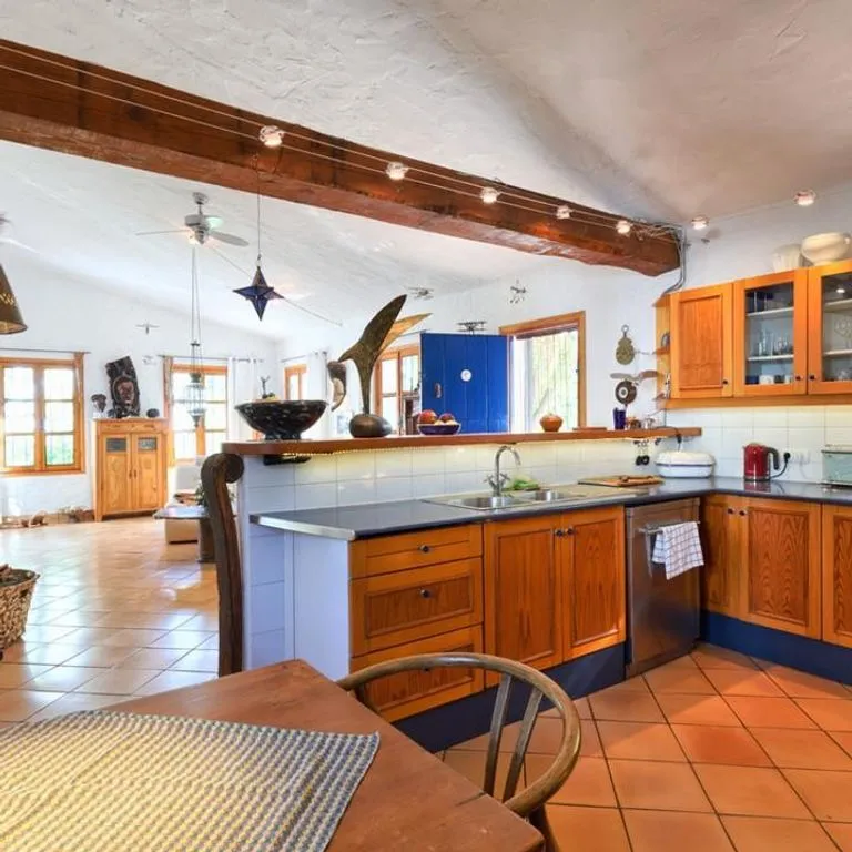 Kitchen - Villa with Private Pool near Estepona