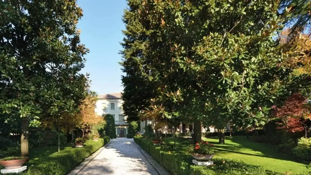Extérieur - Villa with Garden in Onè, Montebelluna