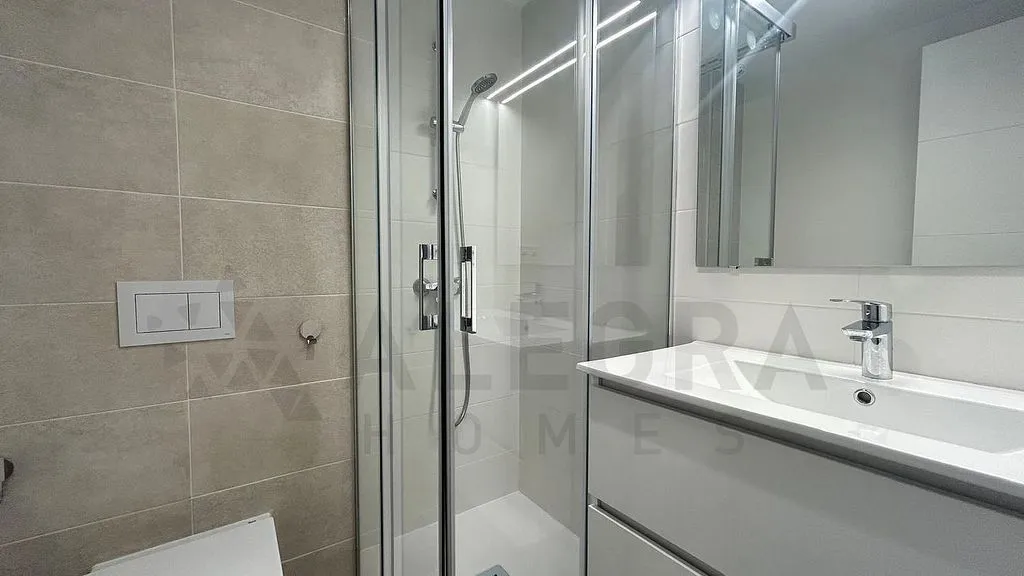 Vannitoad - Luxury Flat with Terrace and Pool in Jerez Centre