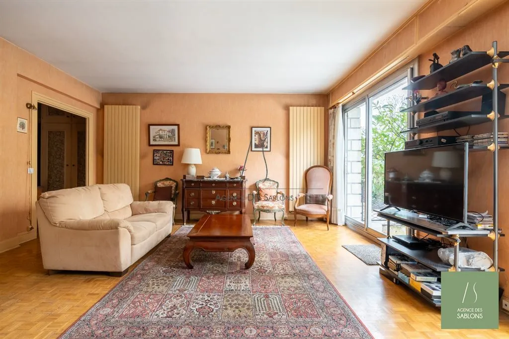 Soggiorno - Ground Floor Flat with Terrace in Charmettes