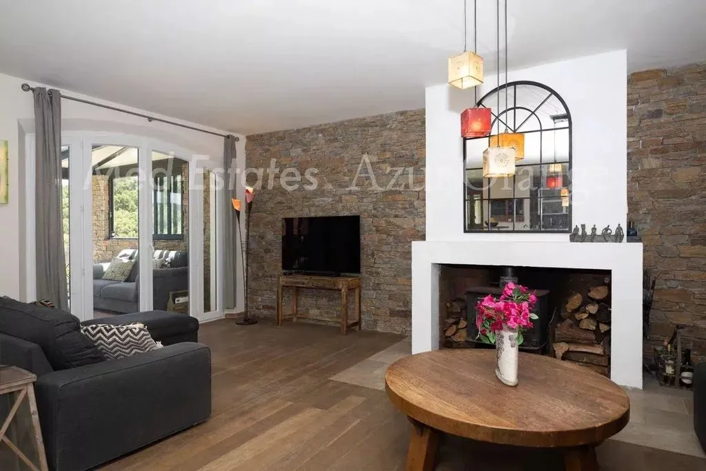 Elutuba - Villa with Panoramic Views in Cogolin
