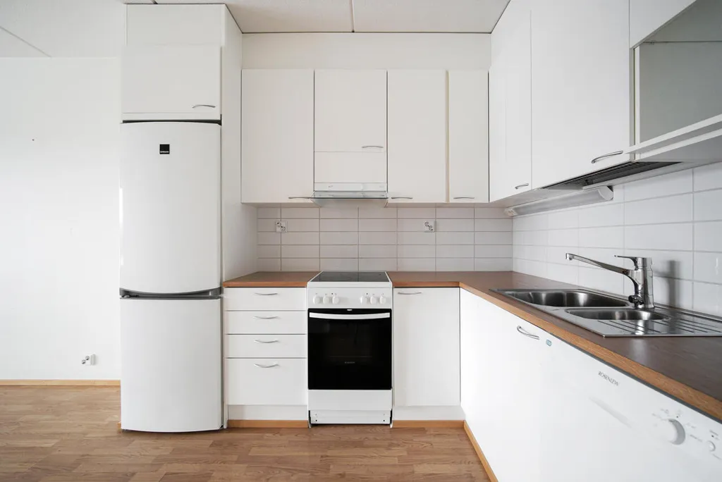Kitchen - Apartment with Balcony in Keljo, Jyväskylä