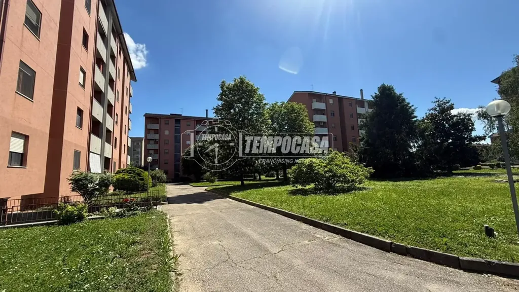 Aed - Apartment with Balcony in Asti
