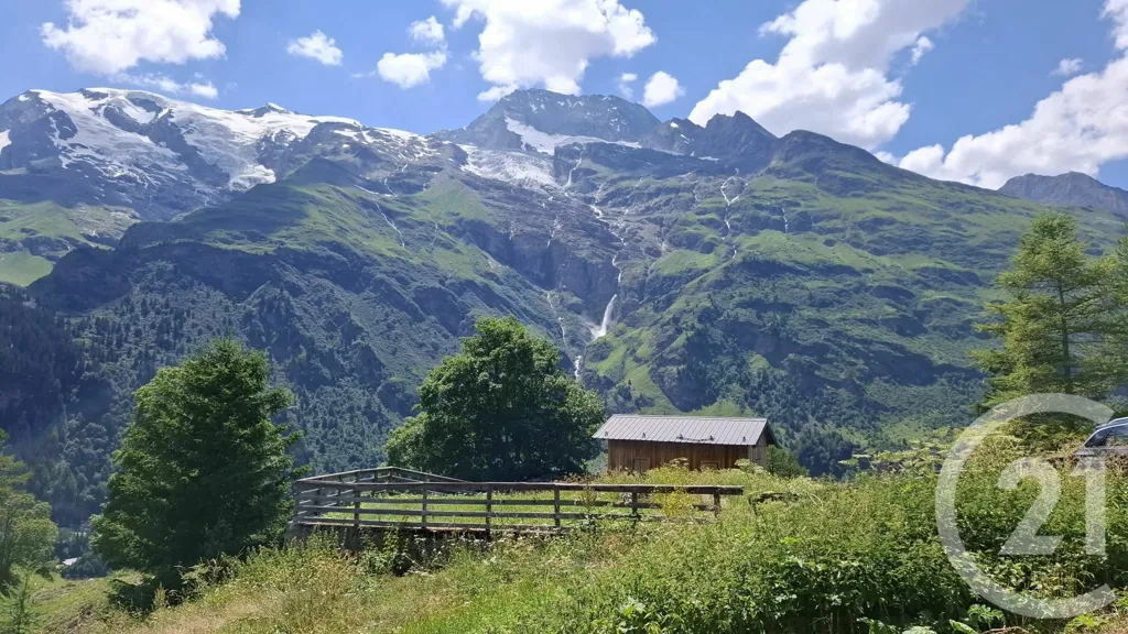 Mountain Chalet with Views in Sainte-Foy-Tarentaise